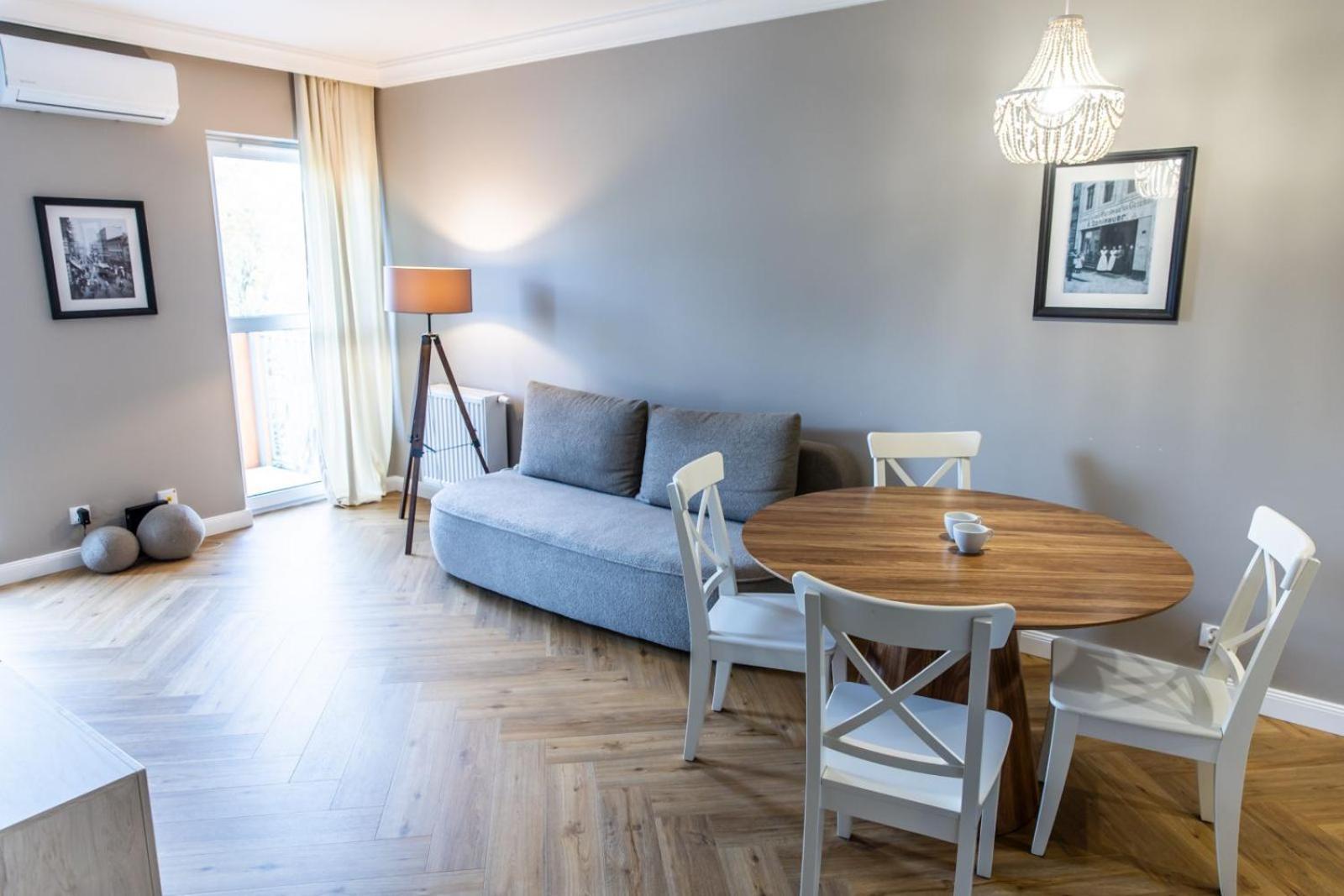 Solar Apartments I Stare Miasto 10Min I Priv Parking Free I Winda I Balkon Torun Luaran gambar