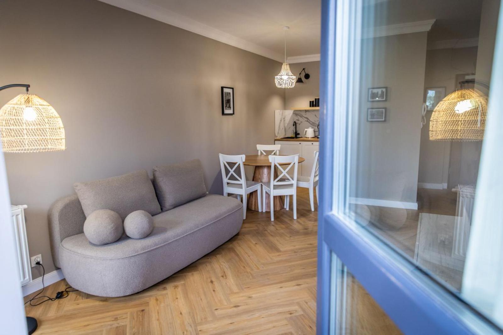 Solar Apartments I Stare Miasto 10Min I Priv Parking Free I Winda I Balkon Torun Luaran gambar